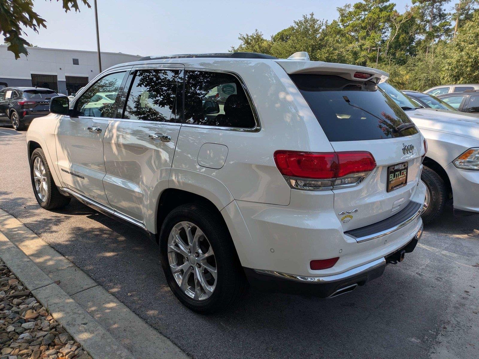 Used 2021 Ivory 3-Coat Jeep Summit image 3
