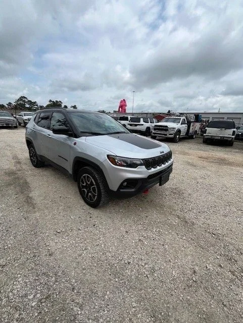 2024 Jeep Compass Trailhawk