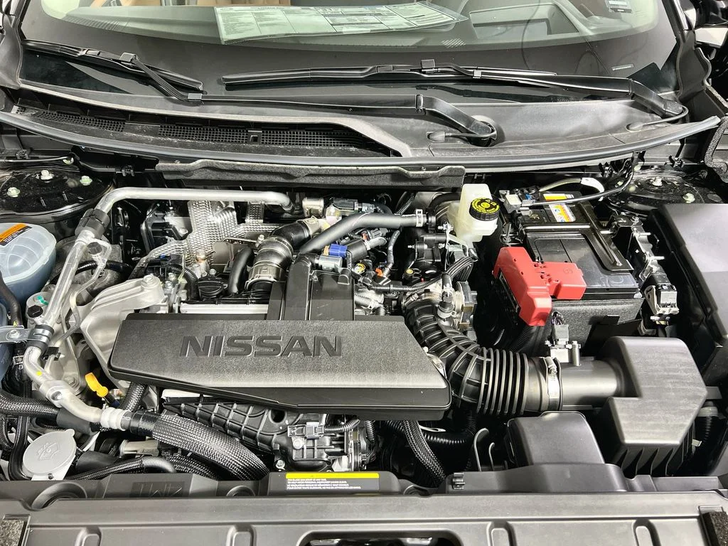 New 2026 Black Nissan Platinum image 18