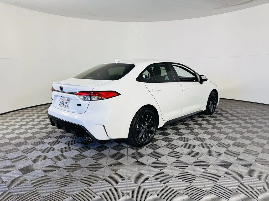 Used 2024 White Toyota SE image 27
