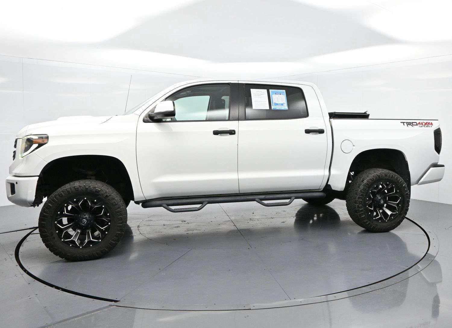 Used 2019 Super White Toyota SR5 image 4
