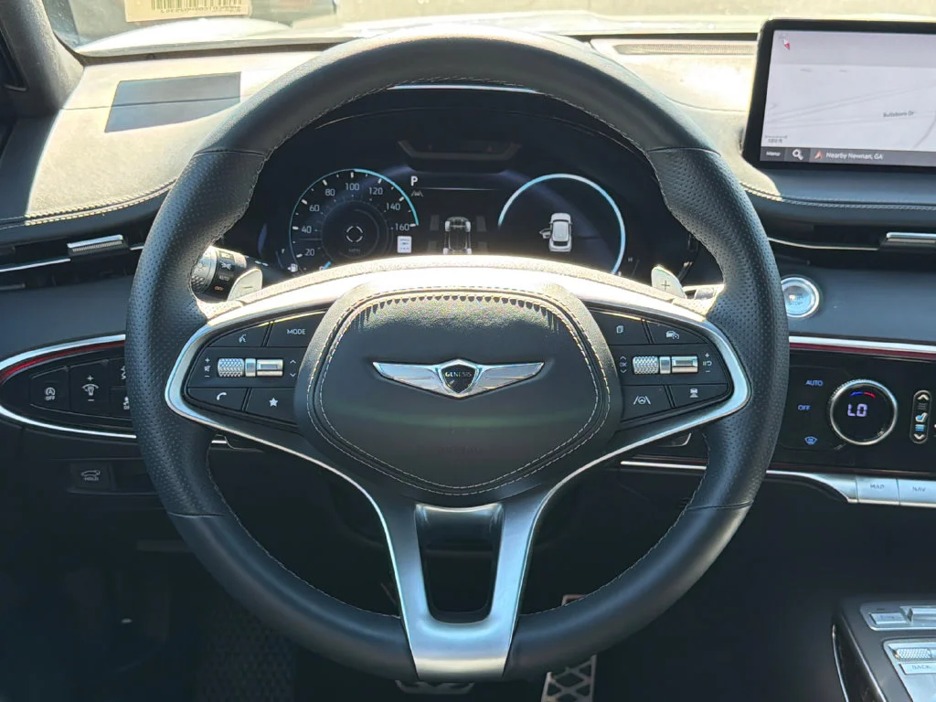 Used 2025 White Genesis 3.5T Sport image 24