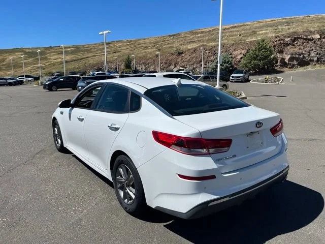 Certified Used 2020 Snow White Pearl Kia LX image 10