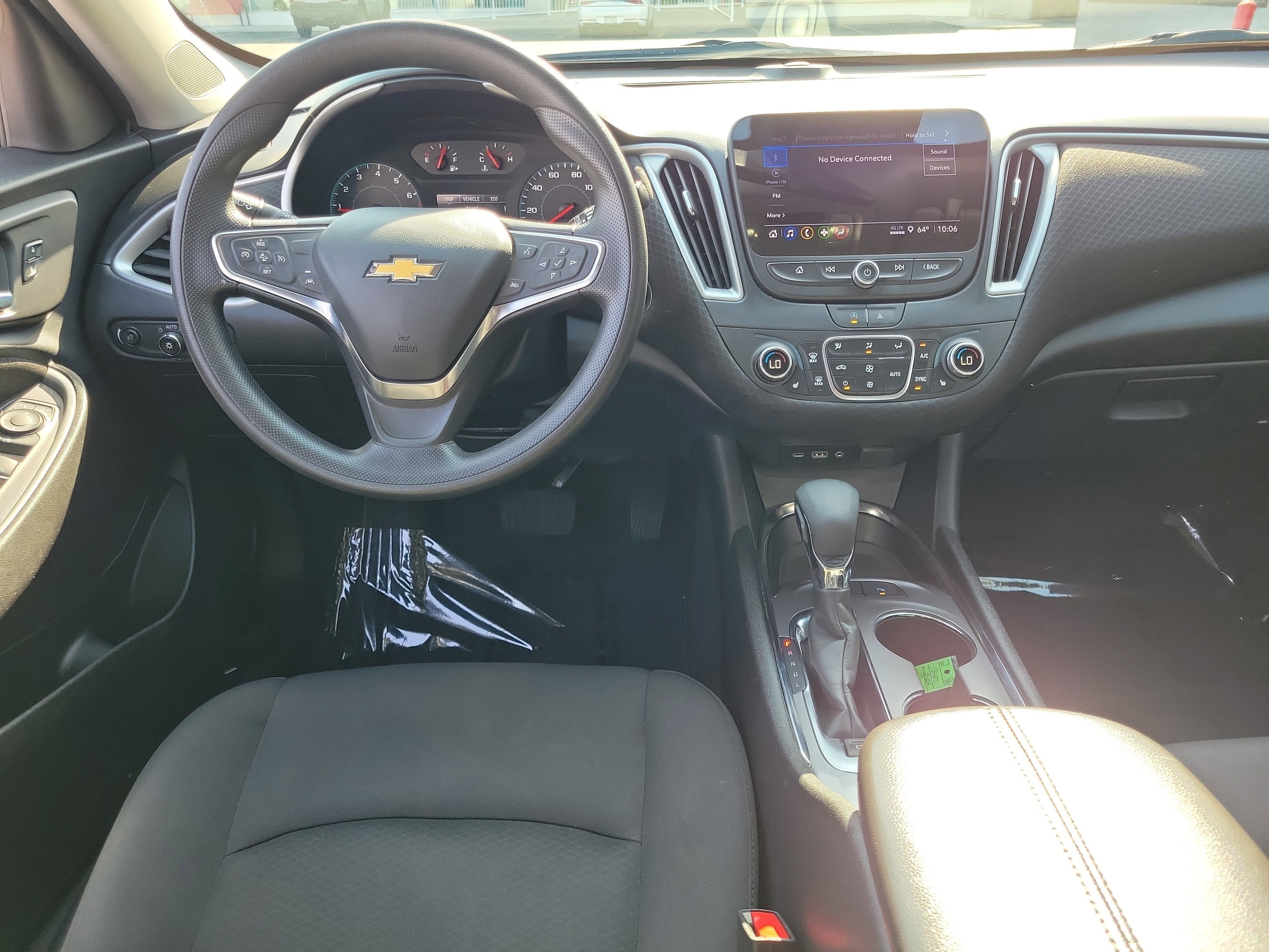 Used 2024 Sterling Gray Metallic Chevrolet LT image 10