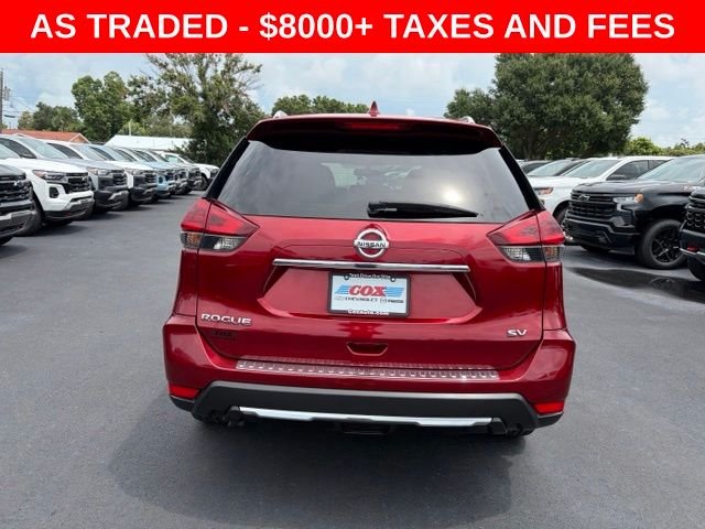 Used 2018 Red Nissan SV image 5