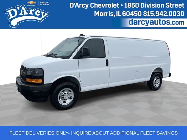2025 Chevrolet Express Cargo WT