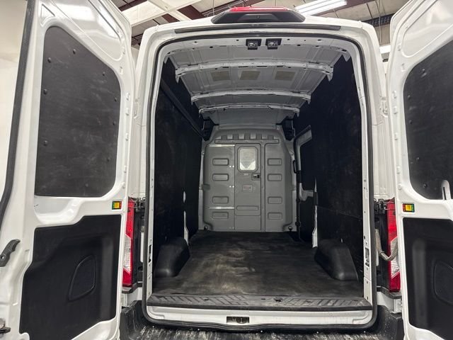 Used 2025 Oxford White Ford Base image 6