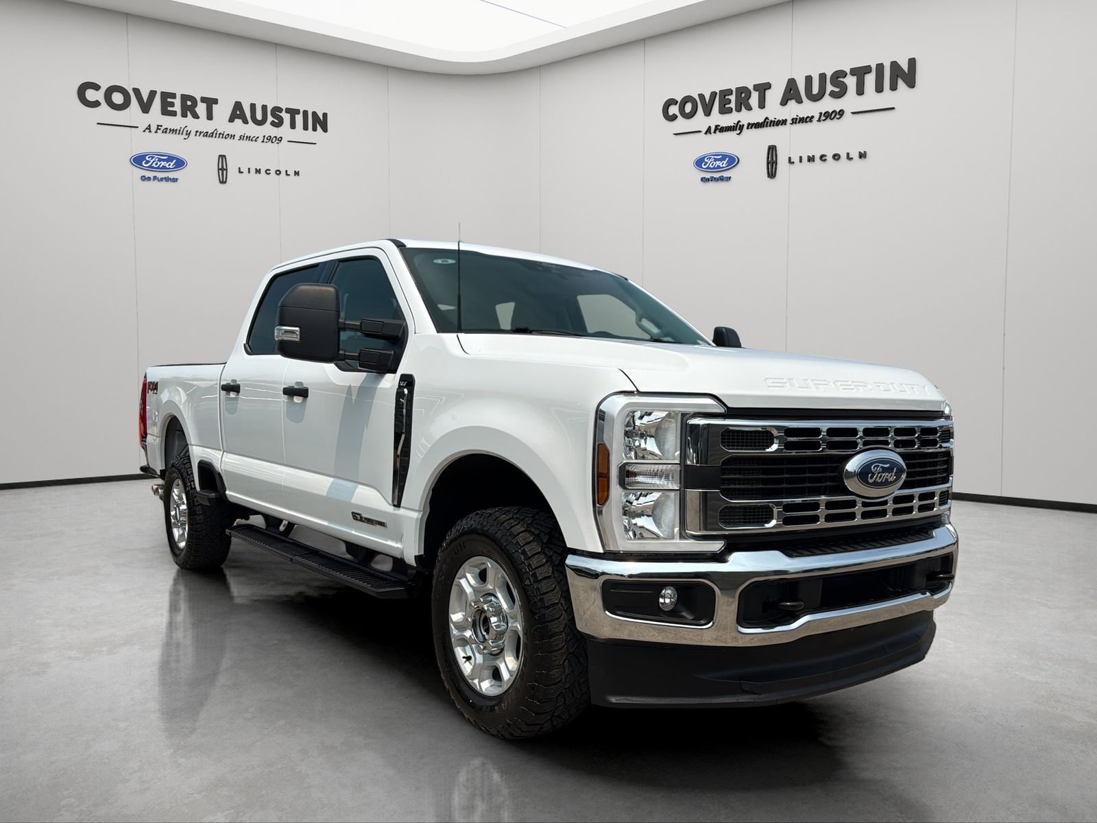 Used 2025 White Ford XLT image 6