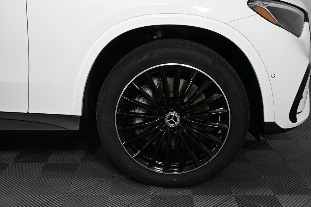 New 2027 Polar White Mercedes-Benz GLC 300 image 73