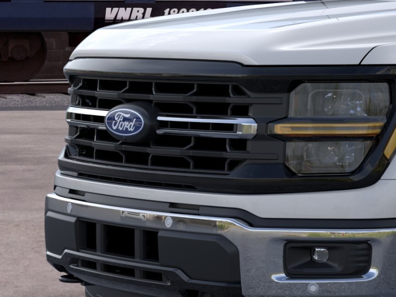 New 2026 Iconic Silver Metallic Ford XLT image 17