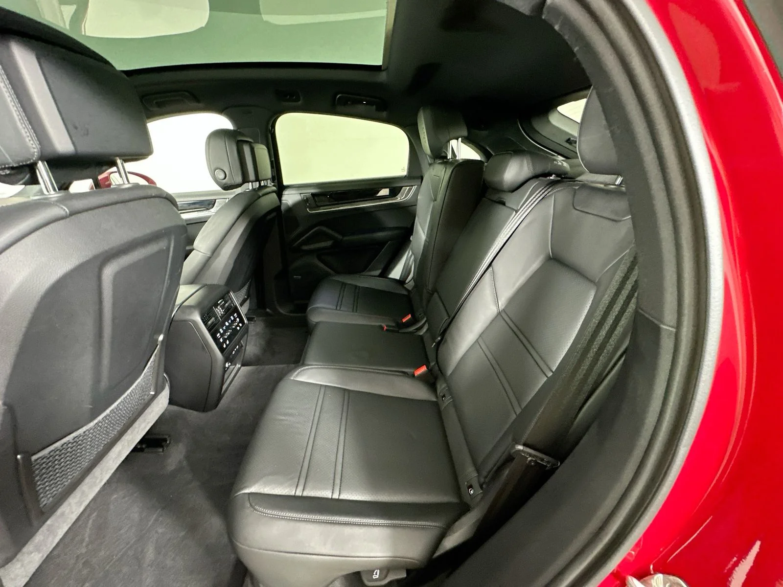 Used 2026  Porsche  image 37