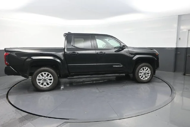 Used 2025 Black Toyota SR5 image 9