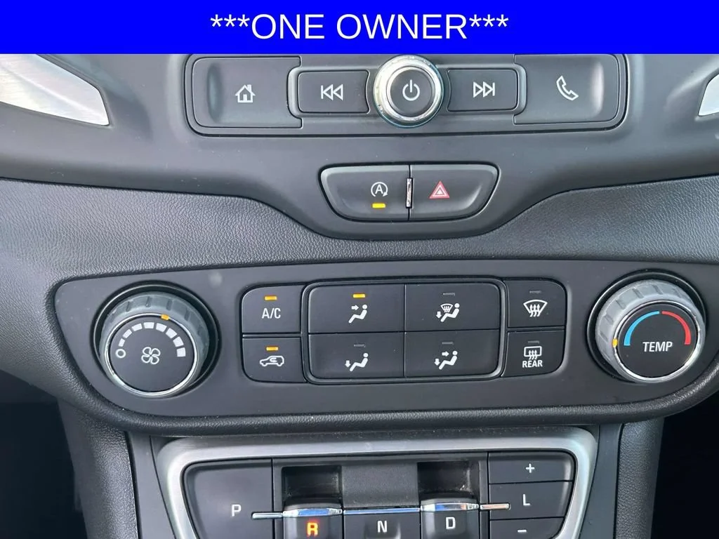 Used 2024 Riptide Metallic GMC SLE image 18