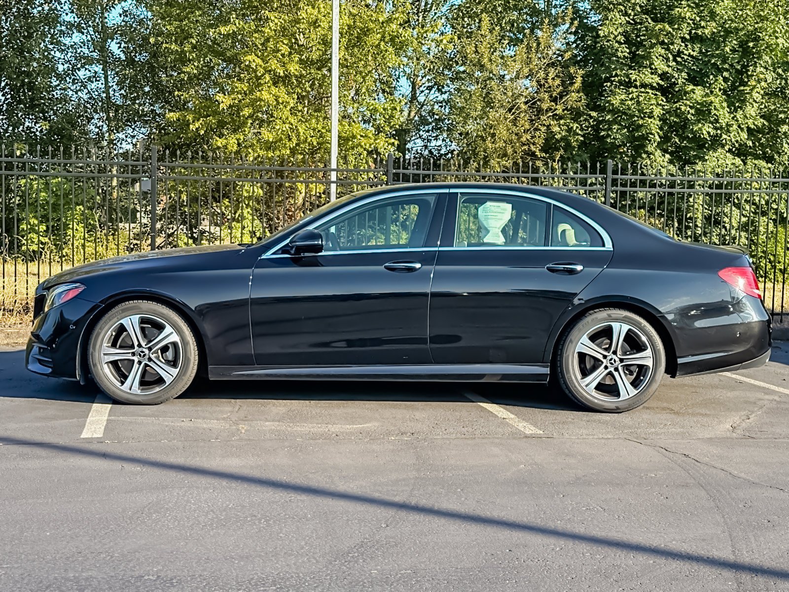 Used 2019  Mercedes-Benz E 300 image 7