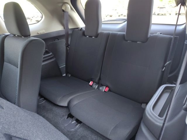 Used 2017 Black Mitsubishi SE image 22