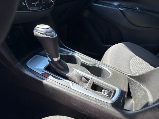 Used 2019 White Chevrolet LT image 24