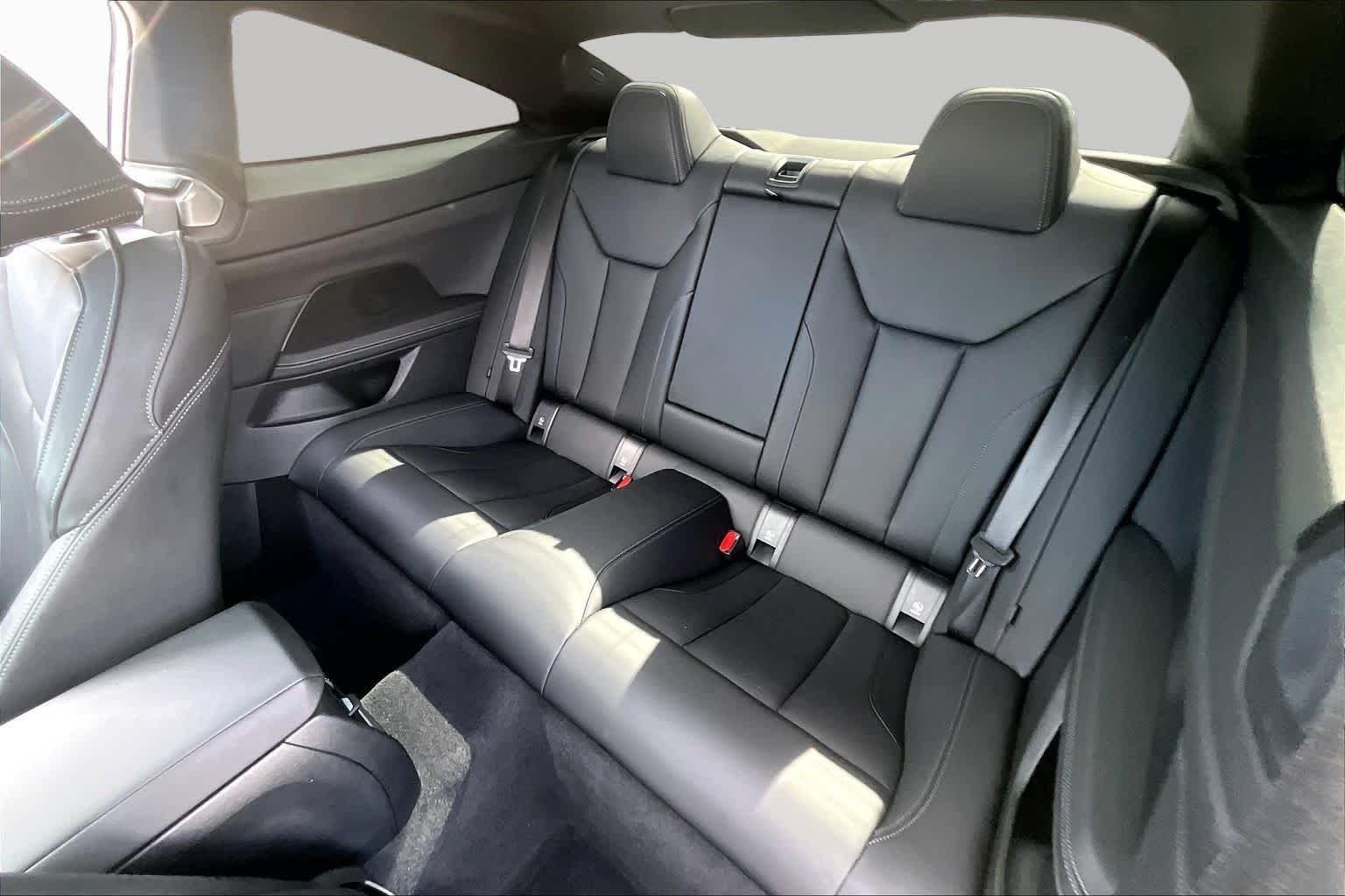 Used 2024 Mineral White Metallic BMW 430i xDrive image 17