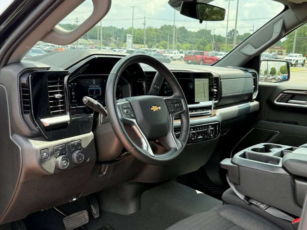Used 2026 Black Chevrolet LT image 12