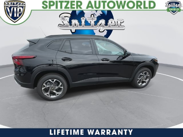 2026 Chevrolet Trax photo 15 of 40