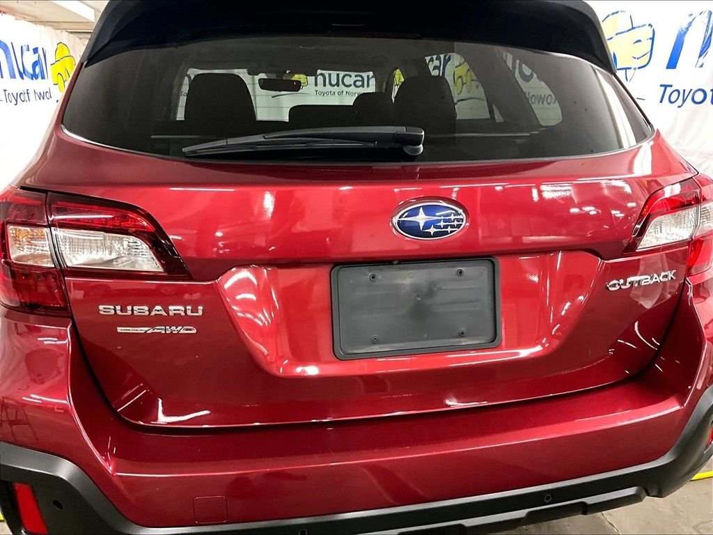 Used 2019 Red Subaru 2.5i image 28