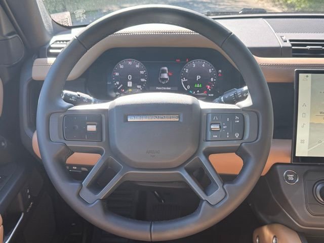 New 2026 Woolstone Green Land Rover X-Dynamic SE image 22