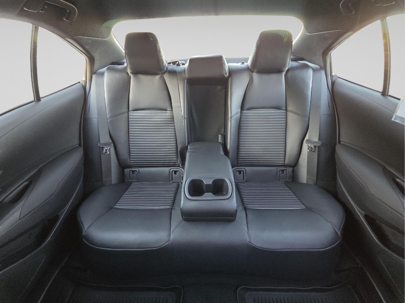 2026 Toyota Corolla XSE - Photo 15