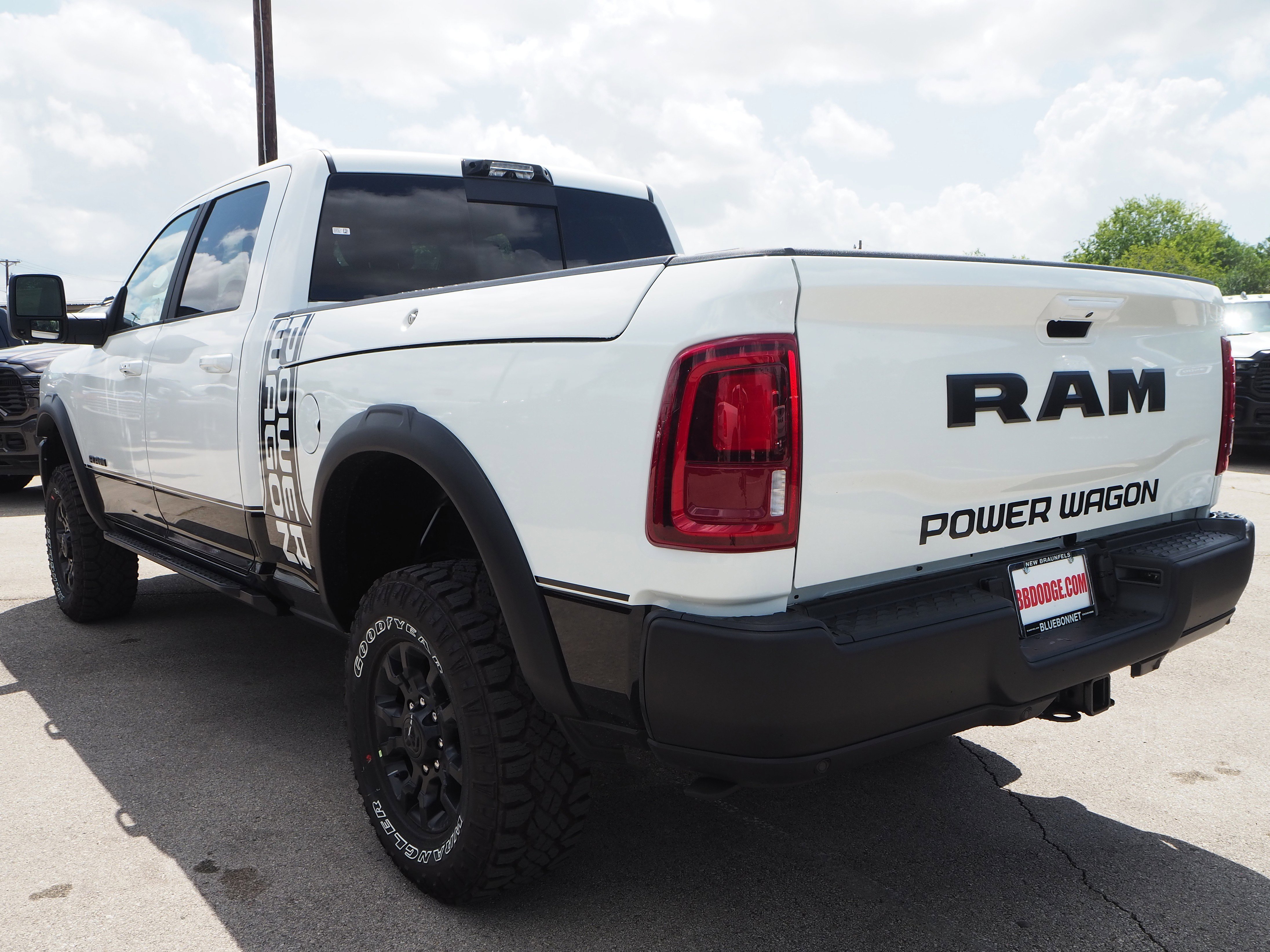 2025 RAM 2500 Power Wagon - Photo 8
