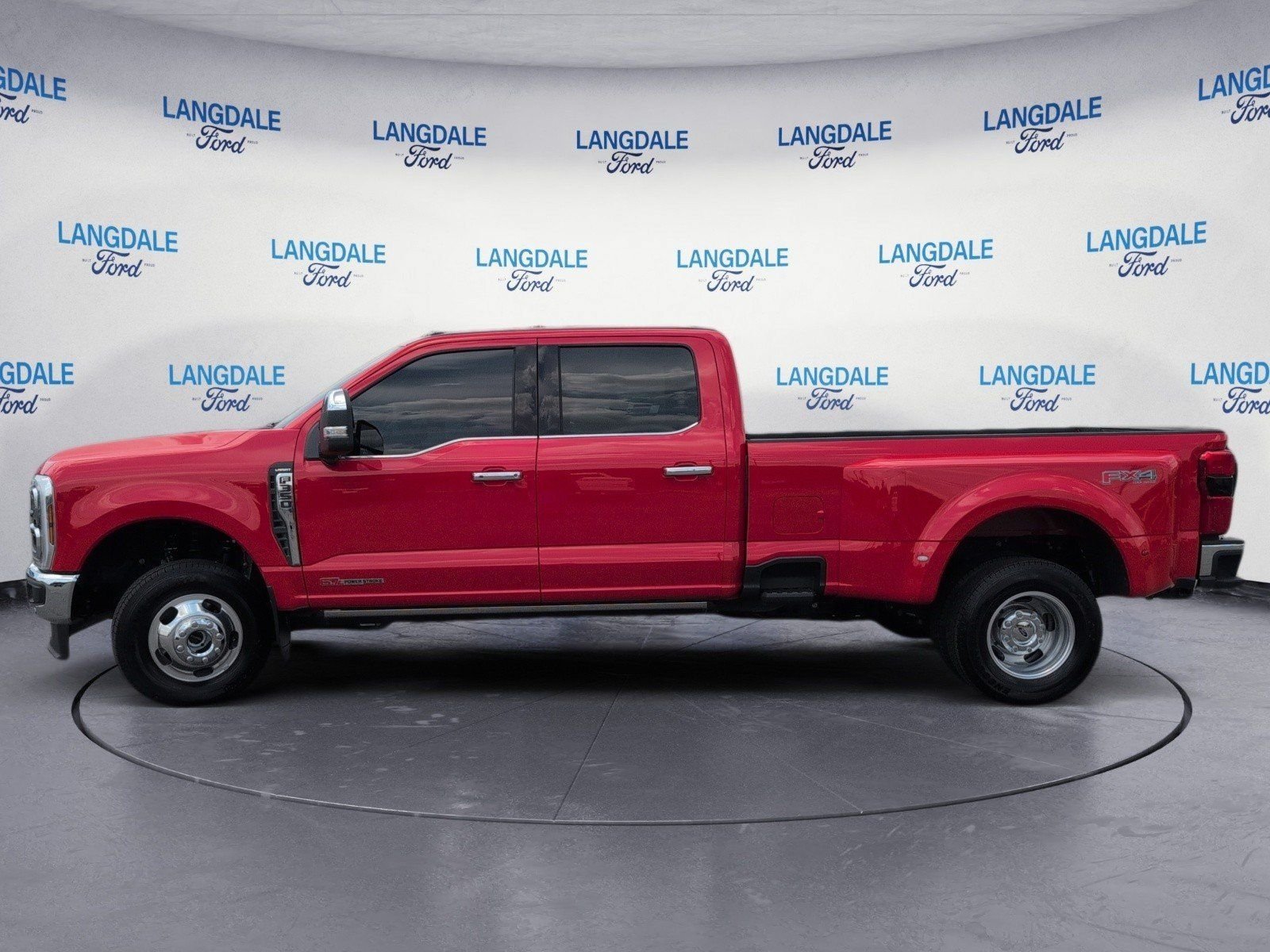Used 2025 Race Red Ford Lariat image 10