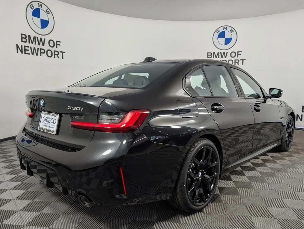 New 2026 Black Sapphire Metallic BMW 330i xDrive image 6