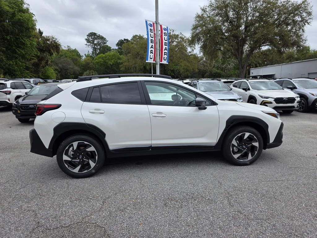 New 2026 CRYSTAL WHITE PEARL Subaru Limited image 2