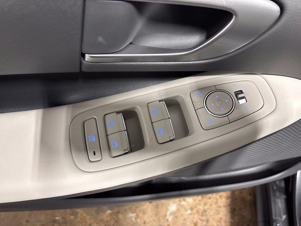New 2026 Gray Hyundai SE image 12