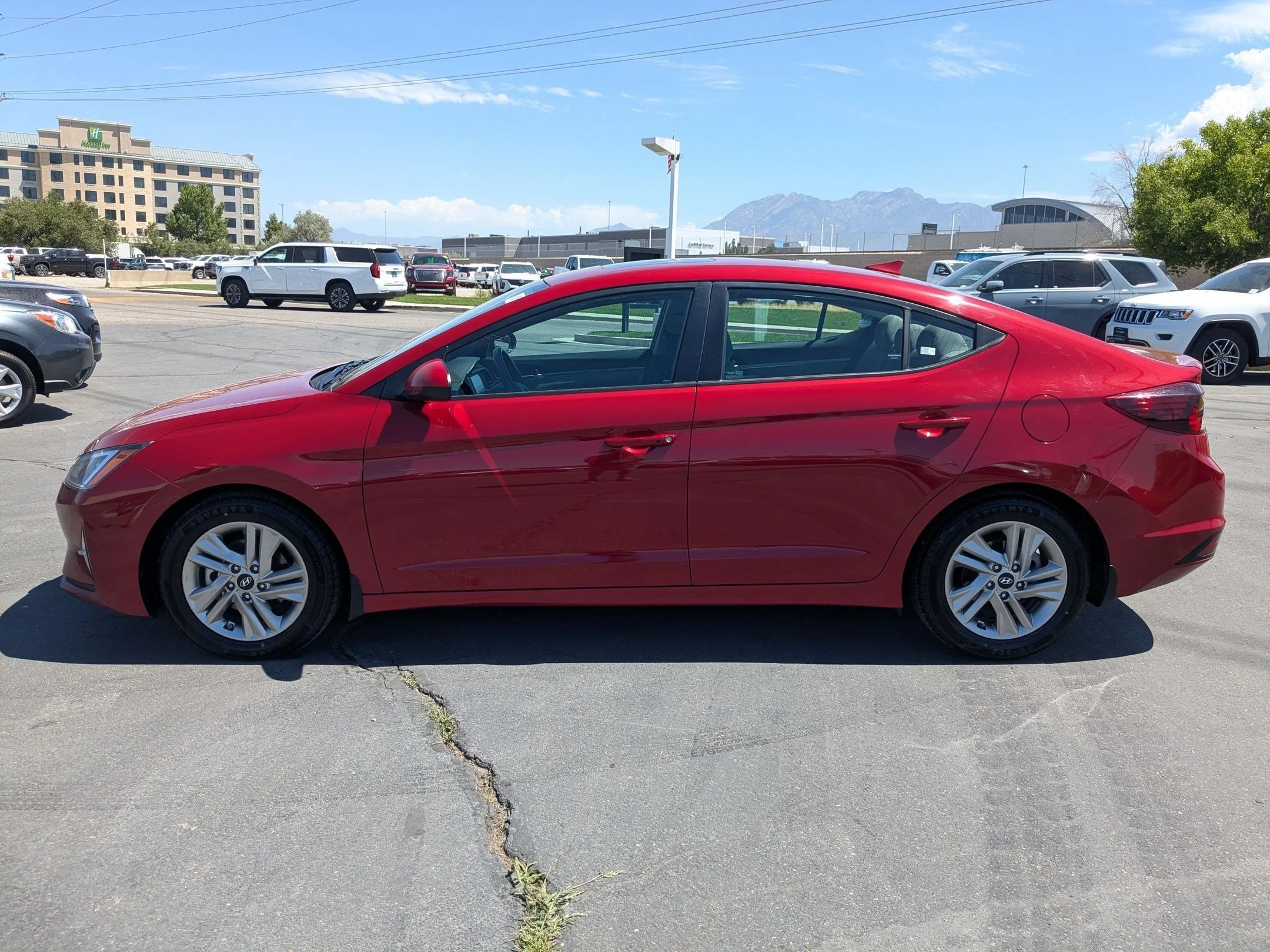 Used 2020 Scarlet Red Pearl Hyundai Value Edition image 2