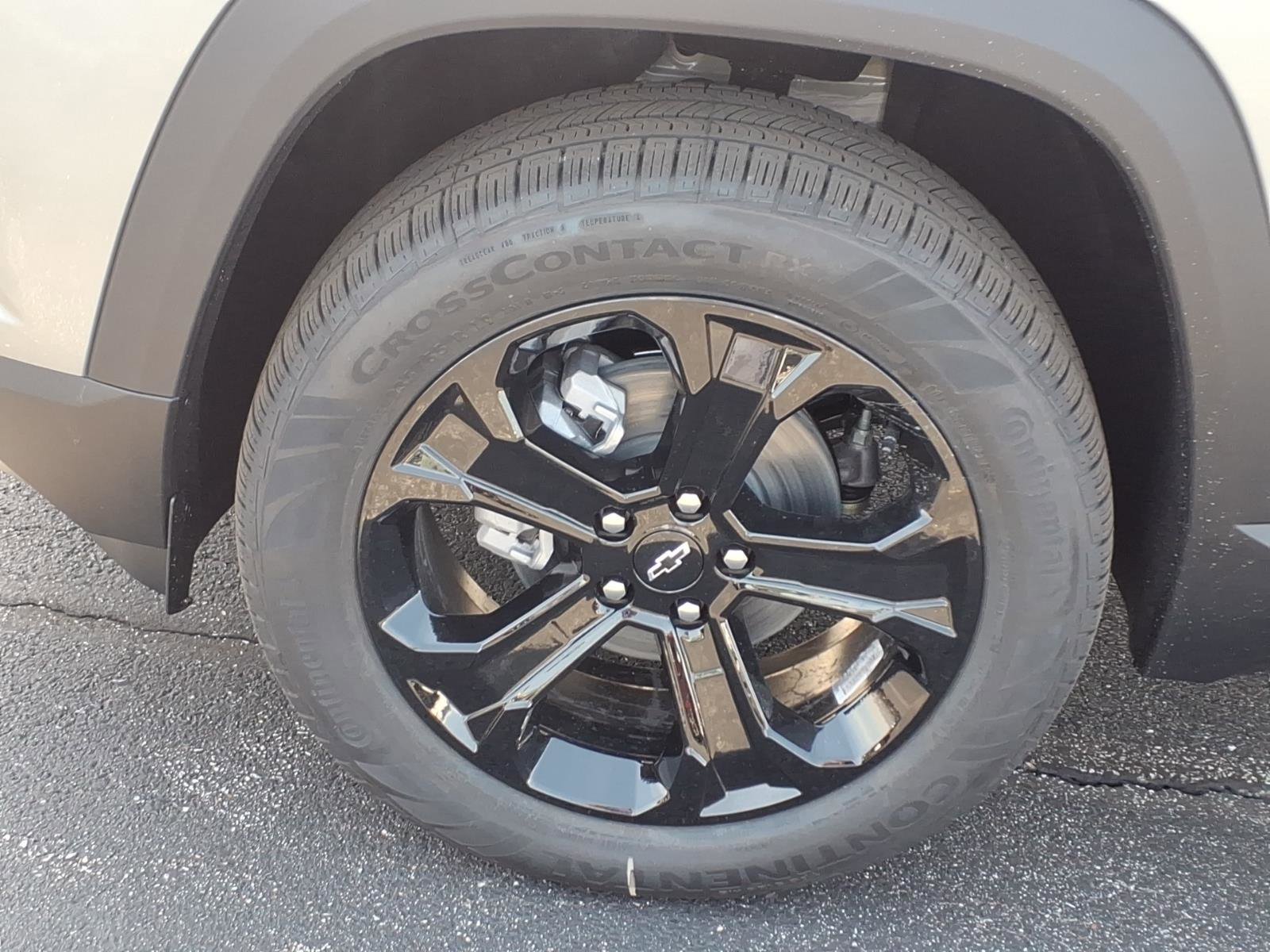 New 2026 Sterling Gray Metallic Chevrolet LT image 18