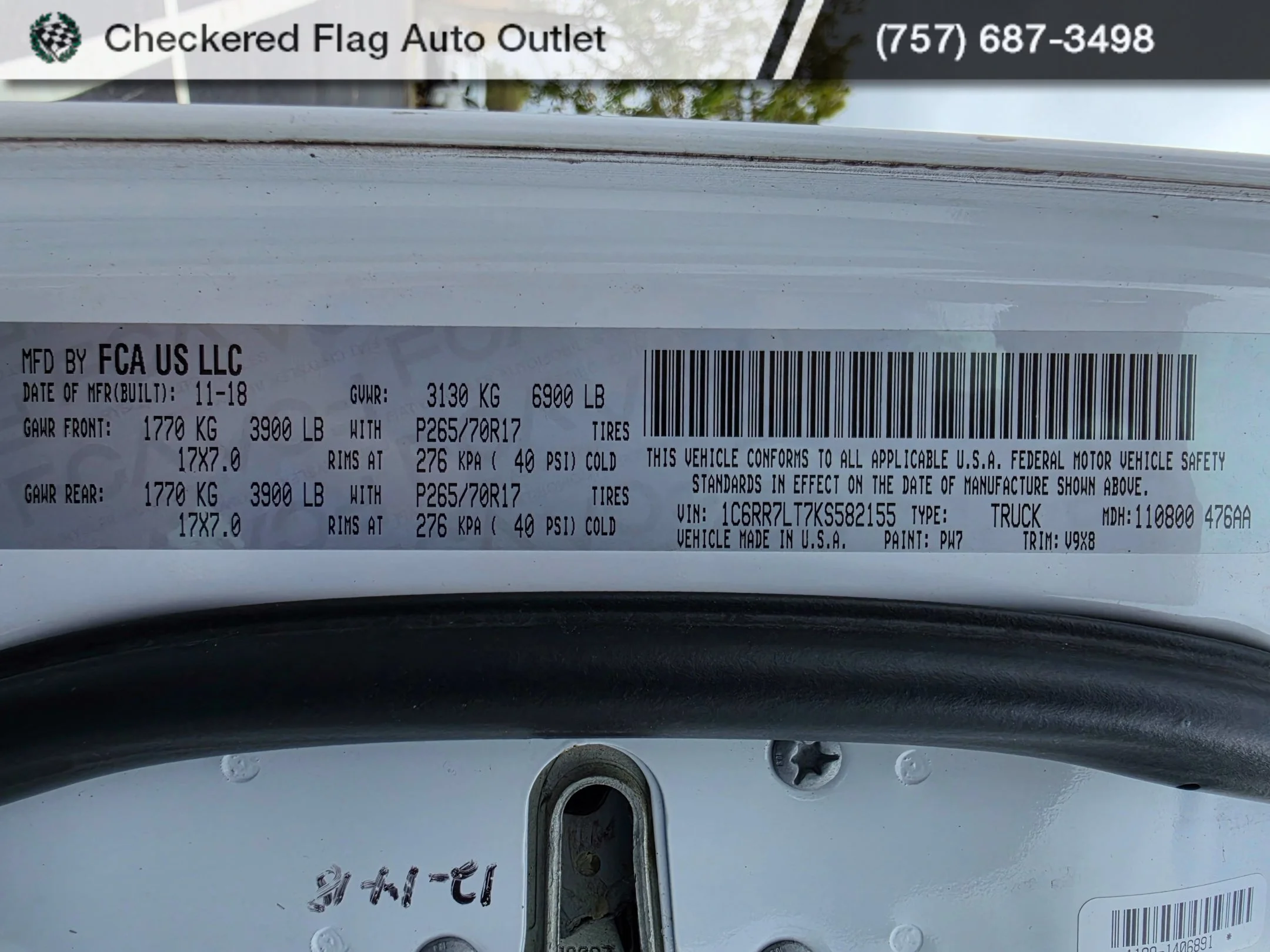 Used 2019 Bright White Clearcoat Ram SLT image 20