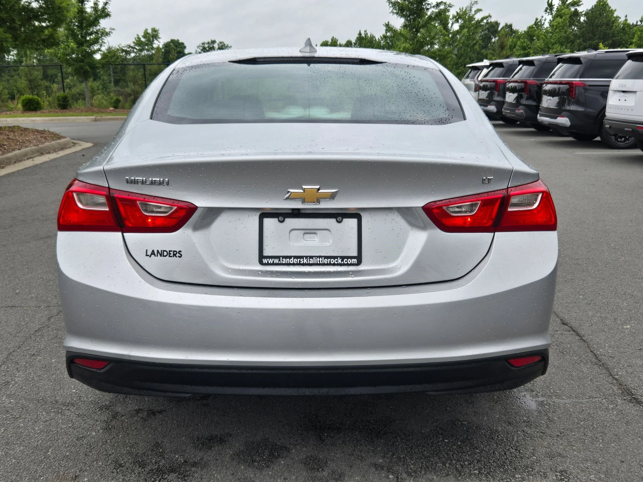Used 2016 Silver Ice Metallic Chevrolet LT image 6