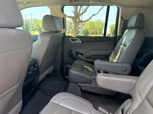 Used 2020 White GMC Denali image 10