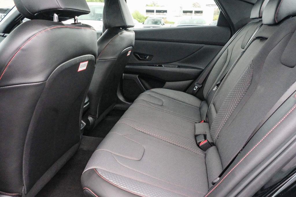 2025 Hyundai Elantra N Line - Photo 21