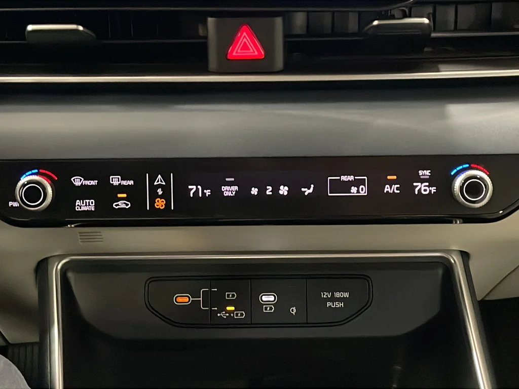 Used 2025 Gray Kia SX image 21