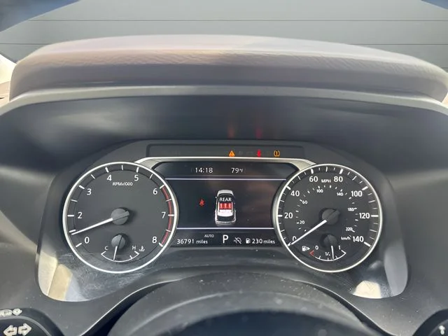 Used 2023 Gray Nissan SL image 17