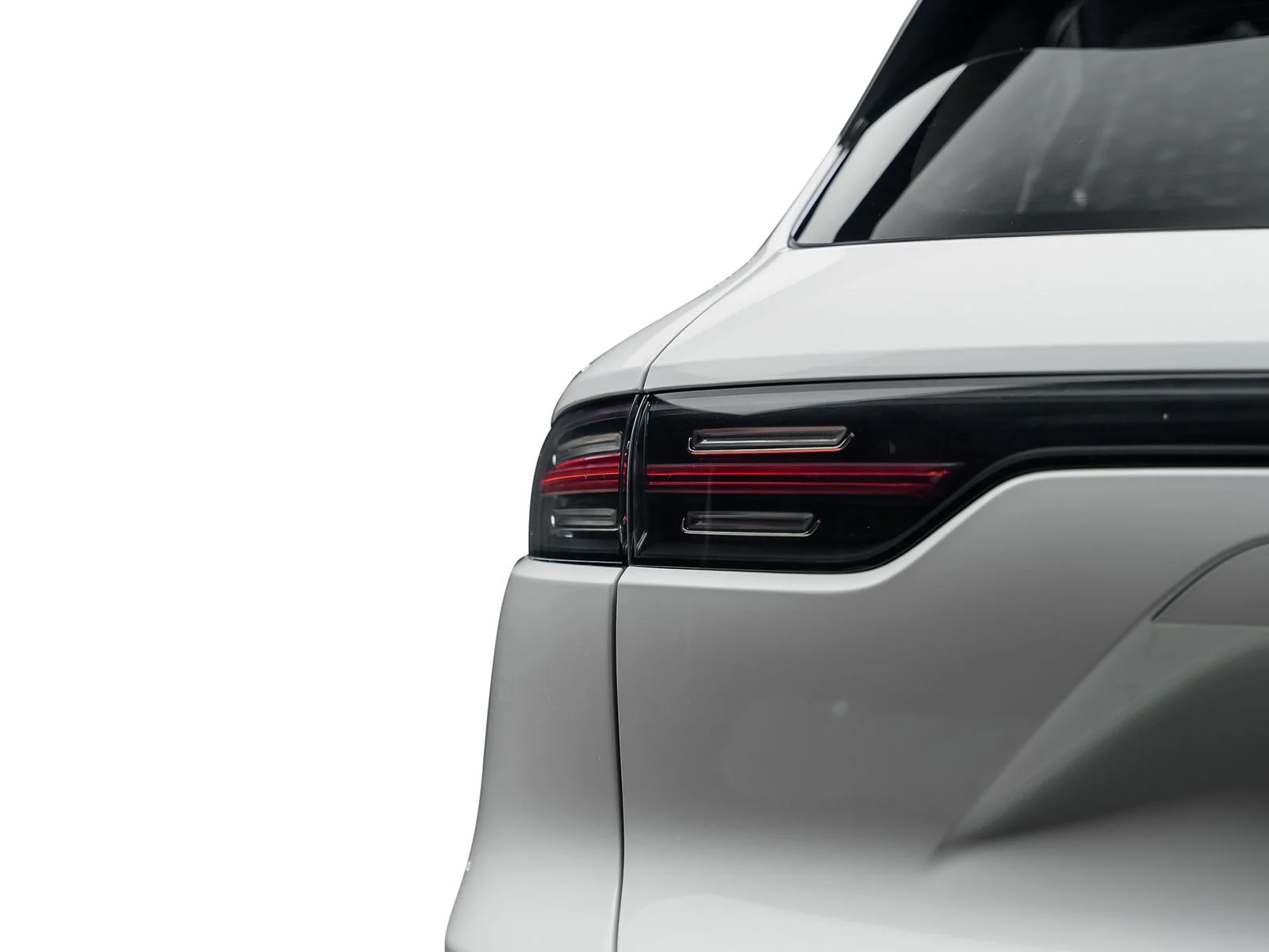 Used 2019 White Porsche Base image 12