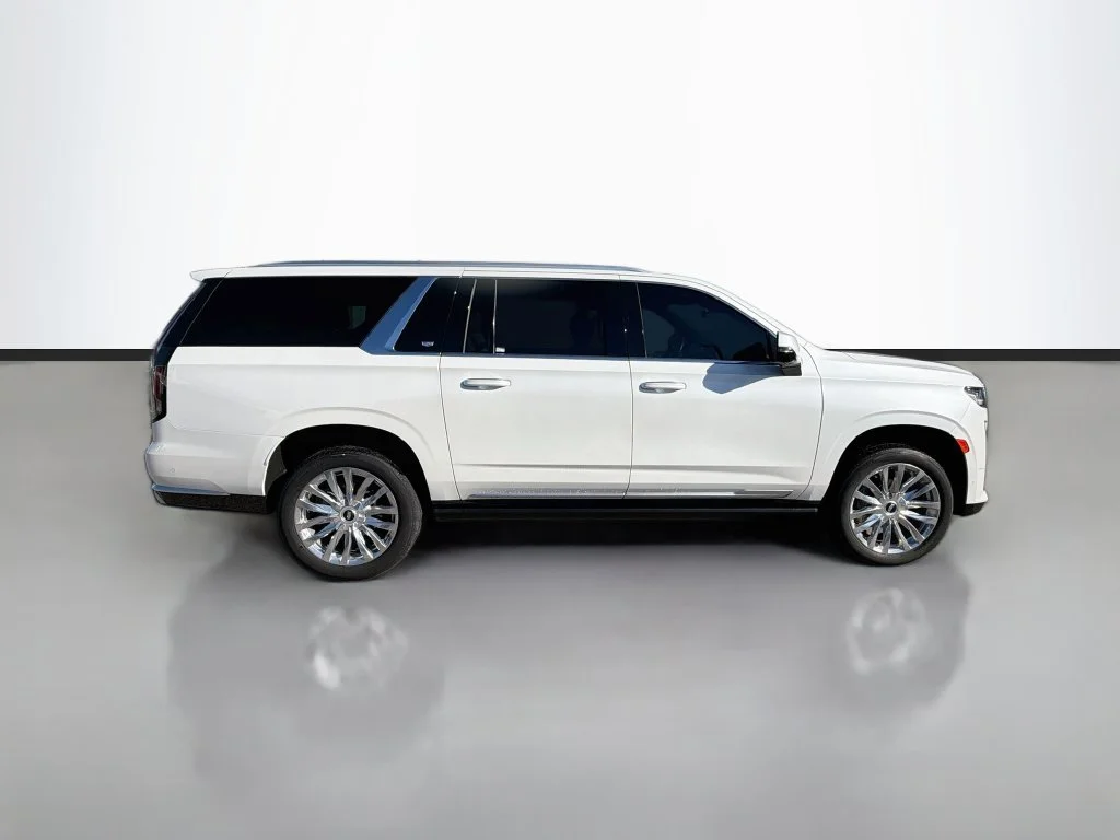 Used 2024 Crystal White Cadillac Premium image 4