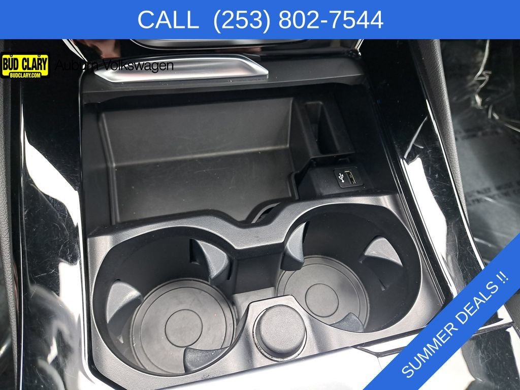 Used 2021 Gray BMW xDrive30e image 29
