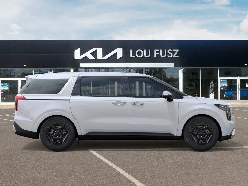 New 2027 Snow White Pearl Kia LXS image 7