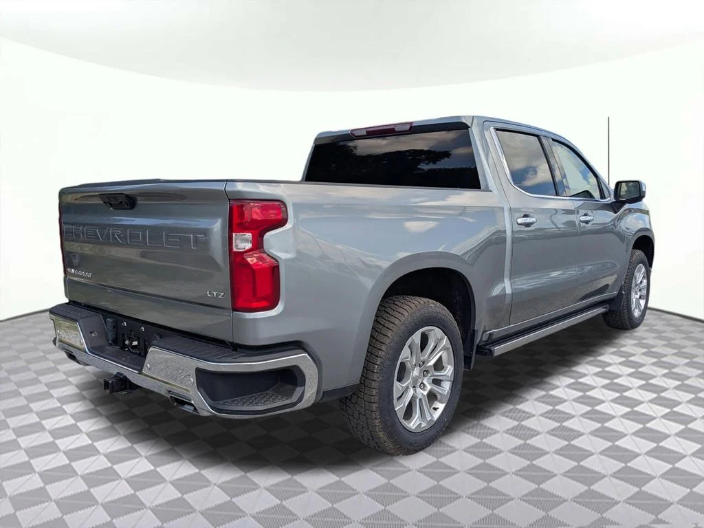 Used 2023 Gray Chevrolet LTZ image 3