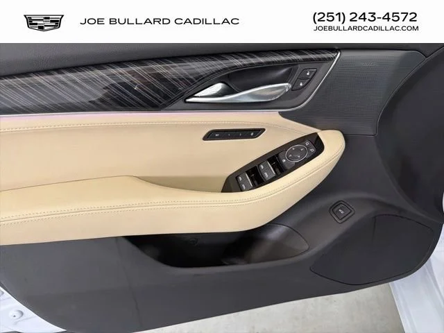 New 2026 Vibrant White Tricoat Cadillac Premium Luxury image 6