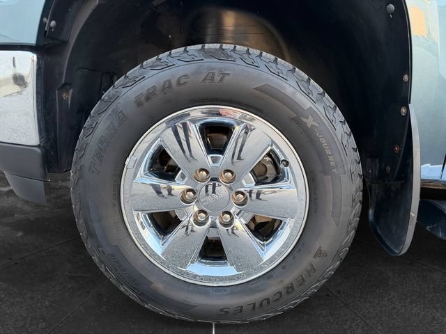 Used 2012 STEALTH GRAY METALLIC GMC SLE image 9