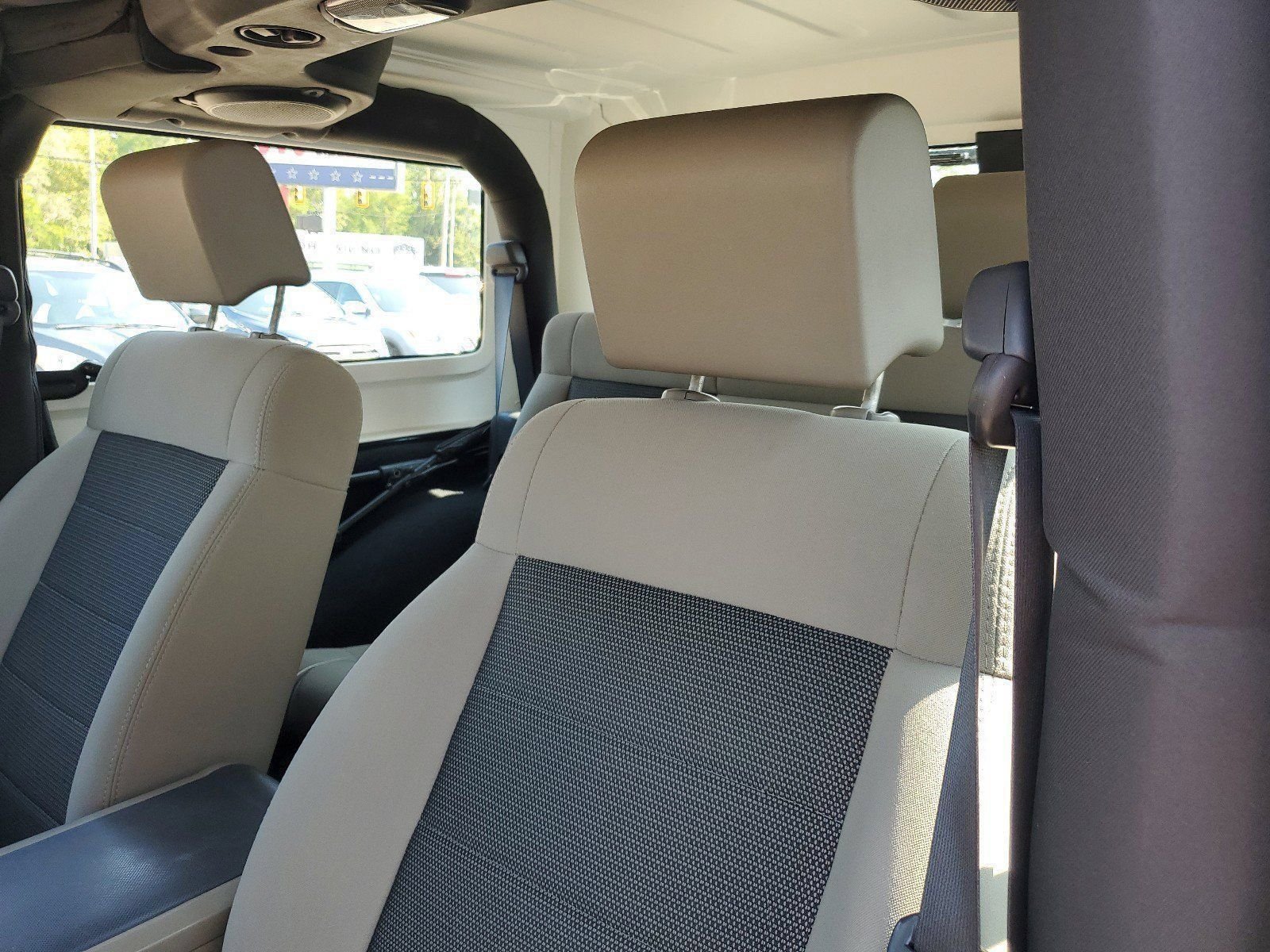 Used 2010 Gray Jeep Rubicon image 12