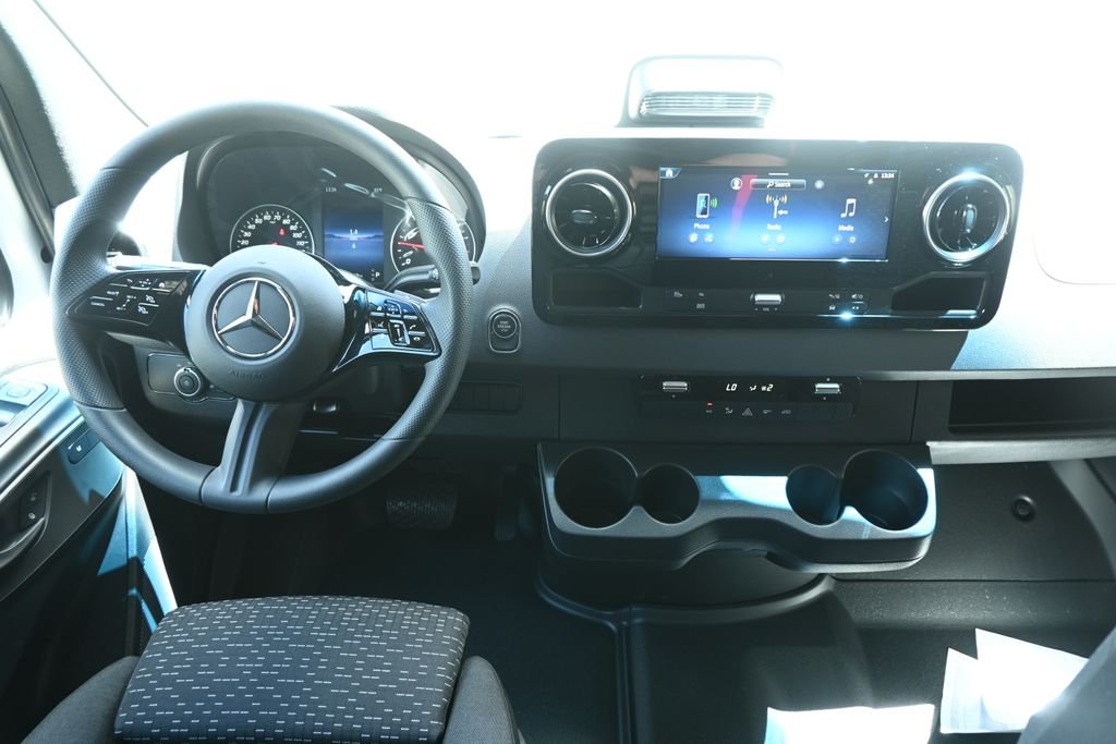 New 2026 Arctic White Mercedes-Benz Cargo 144 WB image 15