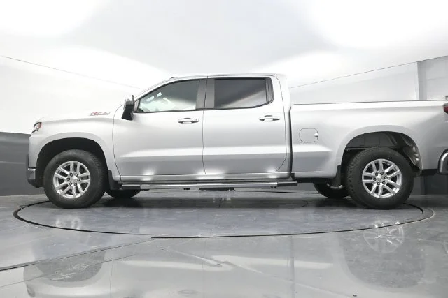 Used 2020 Silver Chevrolet LT image 34