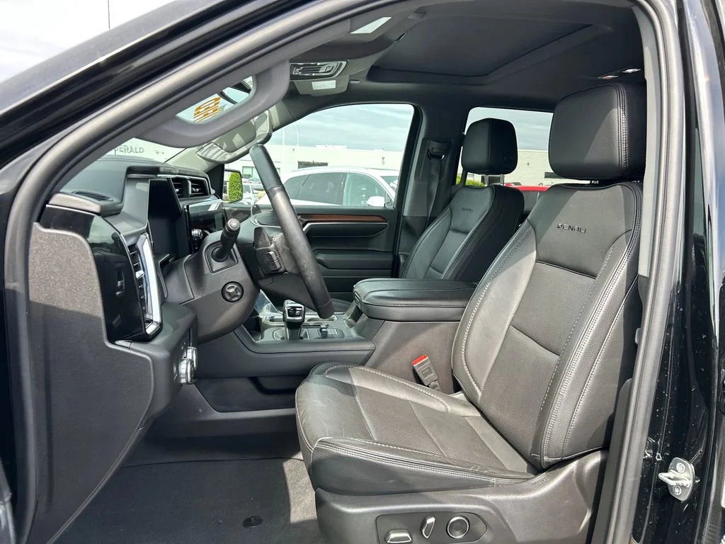 Certified Used 2024 Onyx Black GMC Denali image 18